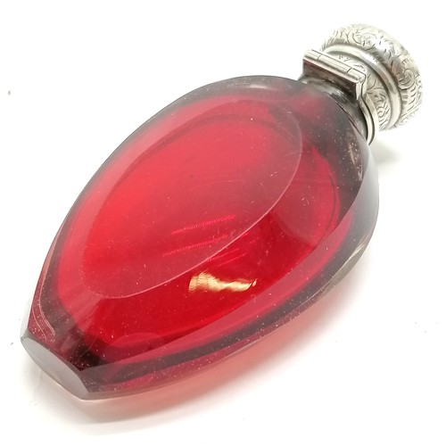 160 - Antique unmarked silver topped ruby glass scent bottle with stopper 8.5cm long - in good used condit... 