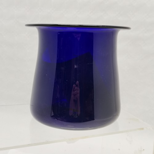 346 - Bristol blue glass vase celebrating Brunel Bicentenary Conference 2006, 18 cm high, 20 cm diameter. ... 