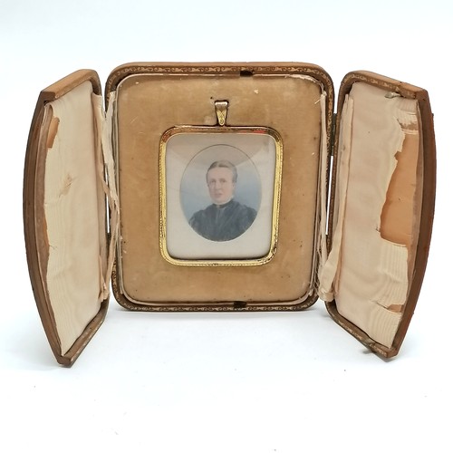 402 - Portrait miniature of a lady in a 1916 silver gilt frame by George Elisha Sumner - 7.5cm x 6cm in or... 