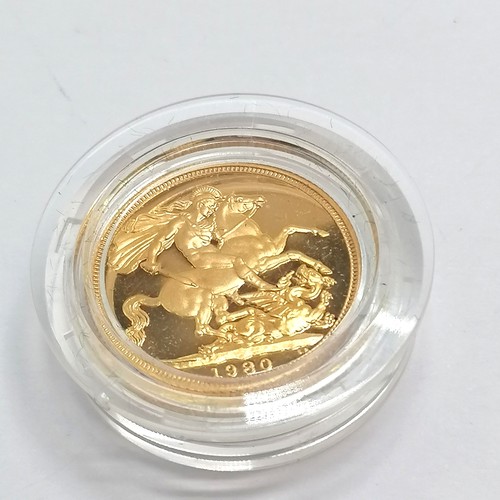 482 - 1980 QEII gold sovereign coin in capsule