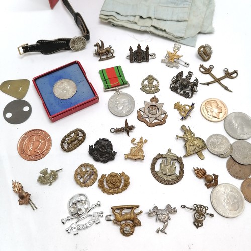 526 - Qty of military badges inc WWII kings badge on leather strap, WWII defence medal, HMS Fisgard Olympi... 