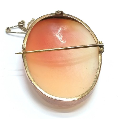 643 - Antique 9ct marked brooch hand carved cameo portrait in a classical style - 4.5cm drop & 12.8 g tota... 