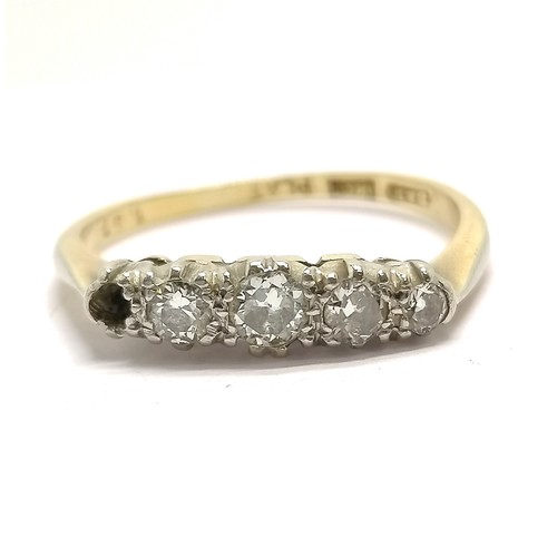 817 - 18ct gold & platinum 5 stone diamond (1 stone missing) ring - size Q & 2.8g total weight