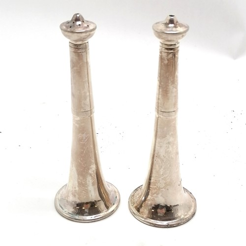 836 - 1932 silver novelty hunting horn shaped salt & pepper by Goldsmiths & Silversmiths Co Ltd - 13cm hig... 