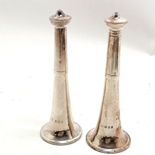 836 - 1932 silver novelty hunting horn shaped salt & pepper by Goldsmiths & Silversmiths Co Ltd - 13cm hig... 