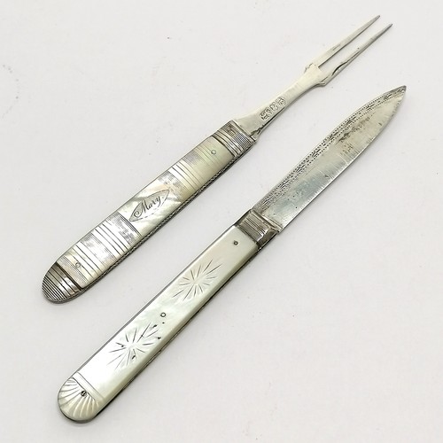 845 - 2 x antique matched fork / fruit knife with mother of pearl handles - fork 13.8cm long extended ~ kn... 