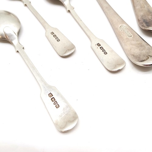 851 - Set of 5 silver coffee spoons Sheffield 1939, 4 silver teaspoons Chester 1917 and another Birmingham... 