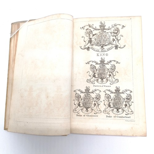 37 - 1785 book - The Present Peerages : with plates of arms (revisited by Joseph Edmondson (d.1786)) - th... 