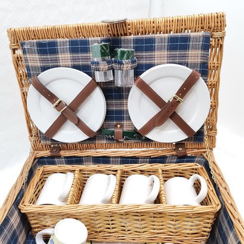 382 - Wicker picnic hamper with fittings 47cm x 30cm x 22cm high- in good condition