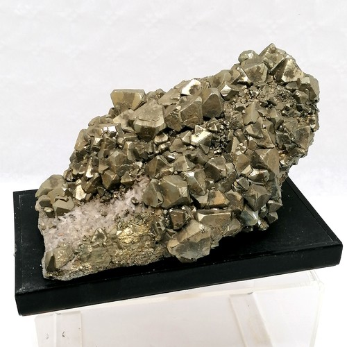 11 - Collection of assorted rocks and minerals, a large piece of Pyrite on a base, assorted pieces of gra... 