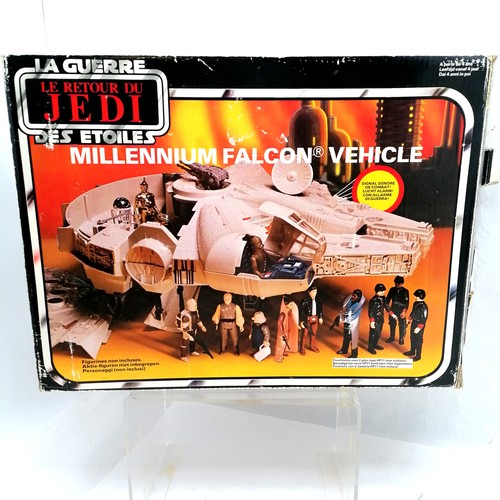 13 - Star Wars Millennium Falcon in RARE variant box (has light sabre ball, false floor & instruction she... 