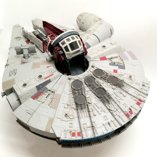 15 - Star Wars - #52572 Millennium falcon & 1996 AT-AT walker (12.5cm high & with controller and has orig... 