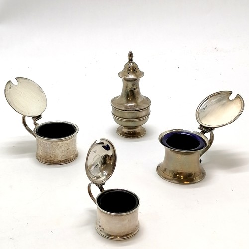 824 - 3 x silver lidded mustard pots (with blue glass liners) t/w Chester silver pepper (11cm and has a de... 