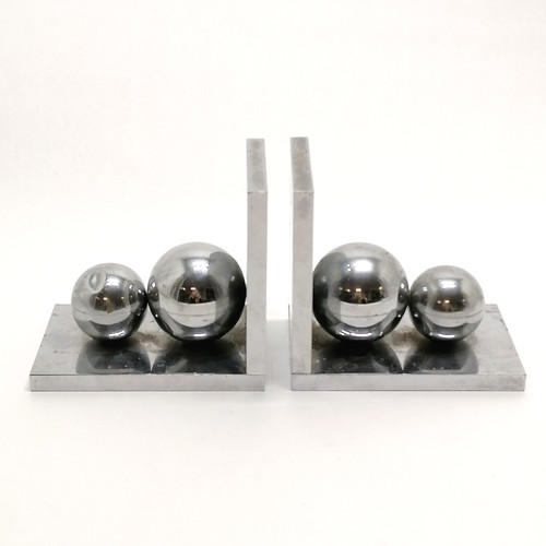 153 - Pair of French Art Deco solid chrome bookends with ball detail - 10.5cm high & 3.1kgs in weight ~ 1 ... 