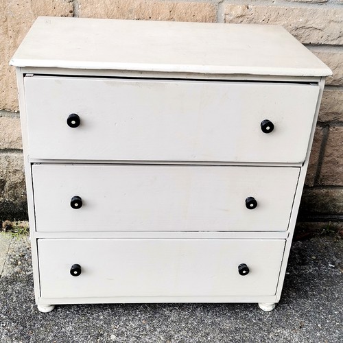 183 - Small flight of 3 drawers with cream paint finish - 44cm x 26cm deep x 45cm high