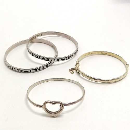 746 - 4 bangles ~ 2 x French : Brittany white metal bangles, 22ct gold on silver & heart detail - total we... 