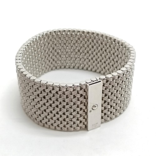 747 - 1974 silver fancy link heavy gauge bracelet by D Shackman & Sons - 29mm wide x 19cm & 90g