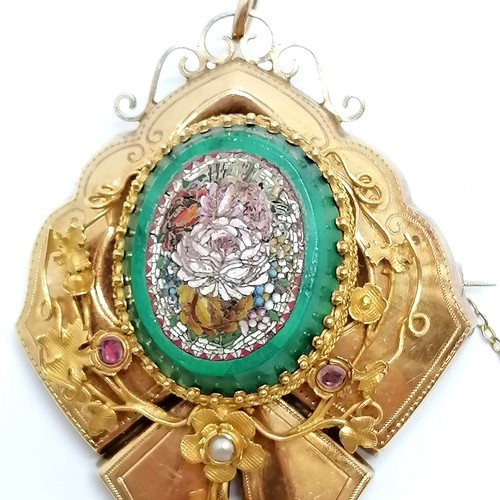 754 - Antique unmarked gold brooch & earrings set with micro mosaic panels mounted on green glass - brooch... 