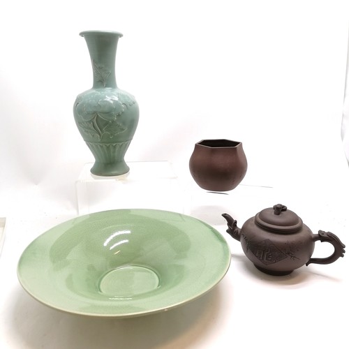 40 - 4 x Oriental / Chinese ceramics - hexagonal pot with script around and seal marks, brown teapot with... 