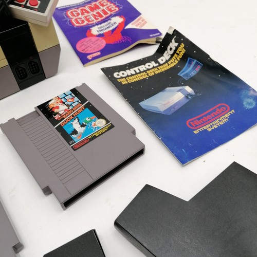 375 - Nintendo entertainment system (NES) console t/w 2 orignal controllers, Super Mario Bros 2, Super Mar... 