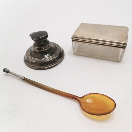 1002 - Chester silver capstan inkwell (loaded base & lid sprung), Victorian glass box with silver lid (8.5c... 