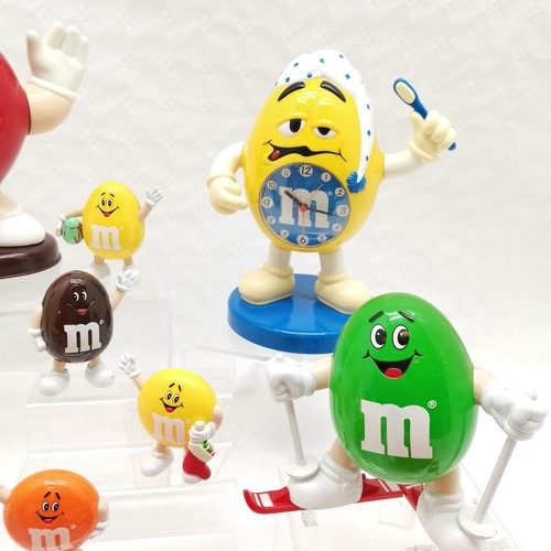 10 - Qty / collection of M&M's novelty sweet dispensers etc - tallest (clock) 25cm