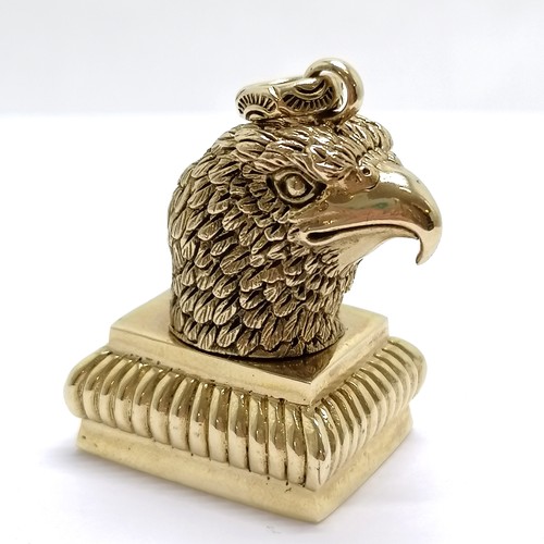 702 - Novelty gilt metal large eagle head stylized seal fob pendant - 4.5cm drop