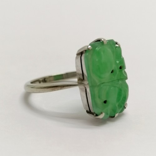 708 - Chinese hand carved jade panel ring in 9ct marked white gold - size M & 2.9g total weight ~ jade is ... 