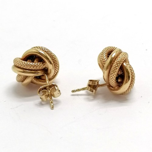 871 - Pair of 9ct hallmarked gold knot earrings by BJB - 3.1g