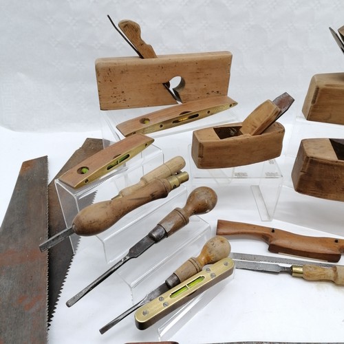 84 - Qty of vintage tools inc 4 x saws (longest 78cm), 4 wood planes, spokeshave, 2 x J Rabone spirit lev... 