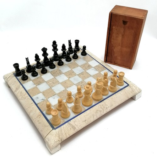 134 - Marble chess board (27cm square) with wooden chessmen in original box