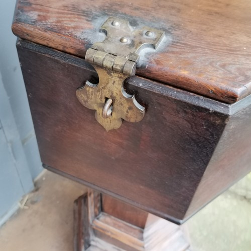 164 - Antique hexagonal oak church font with double hinged lid & metal lining and has gothic brass fitting... 