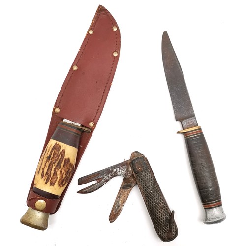 185 - 1943 military marked lock knife marked S.S.P. t/w Nowill & Sons sheath knife (23.5cm knife) in origi... 