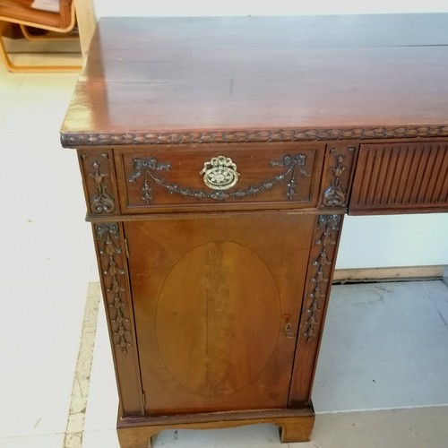 200 - Fitted twin pedestal sideboard containing qty of Garrards cutlery, 190 cm wide, 62 cm deep, 94 cm hi... 