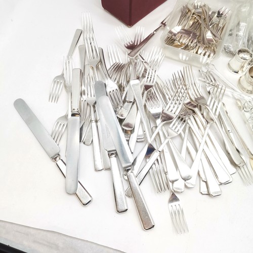 235 - Collection of assorted Elkington silver plated cutlery, and miscellaneous cutlery, t/w collection of... 