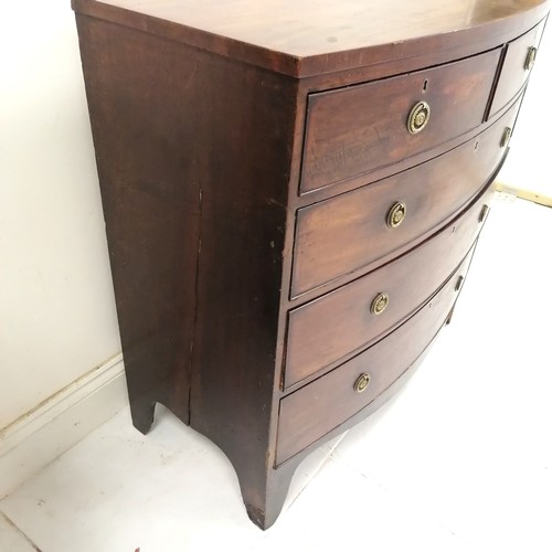 330 - Antique mahogany chest of 2 short and 3 long graduated drawers on splayed legs,  105 cm wide, 55 cm ... 