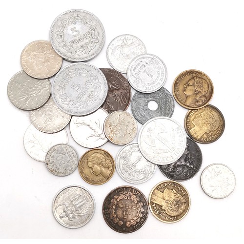 341 - Qty of coins sorted into GB silver / GB coins / Hong Kong / World silver (inc thaler) / French / Ire... 