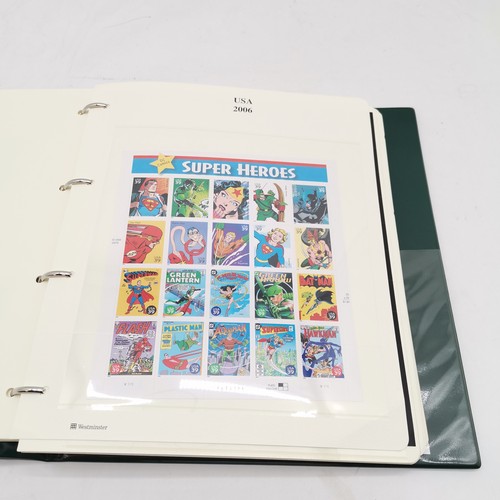 354 - Extensive USA stamp collection in 5 green folders in slipcases with mostly mint stamps / blocks / sh... 