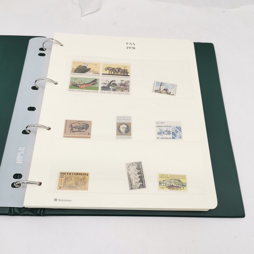 354 - Extensive USA stamp collection in 5 green folders in slipcases with mostly mint stamps / blocks / sh... 