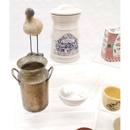 364 - Collection of assorted items to include Moira pottery bread board, 30 cm diameter, blue stilton jar ... 