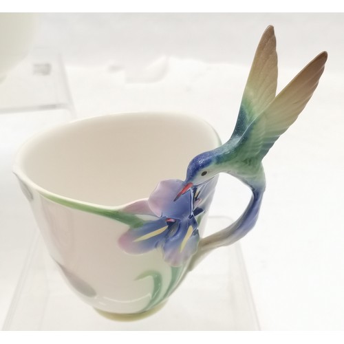 391 - Franz Porcelain Bluebird & Iris bowl, 13.5 cm diameter, 12 cm high, t/w Blue bird cup and saucer, bo... 