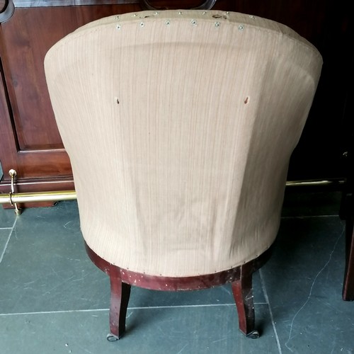 484 - Antique button back mahogany framed easy chair, in need of re-upholstery, 64 cm wide, 73 cm deep, 98... 