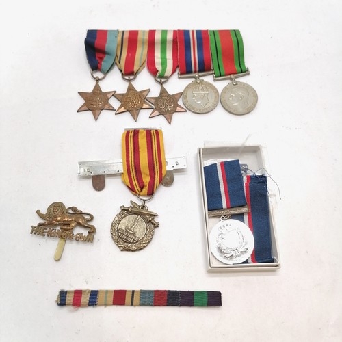 522 - WWII group of 5 medals (with card), Dunkirk medal, Malta George cross 50th anniversary commemorative... 