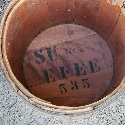 592 - Interesting oak barrel made into a stool, previously contained, copper sulphate, 32 cm diameter, 42 ... 