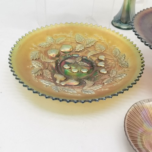 605 - Carnival glass dish decorated with strawberries, 23 cm diameter, another decorated with fruit, flute... 