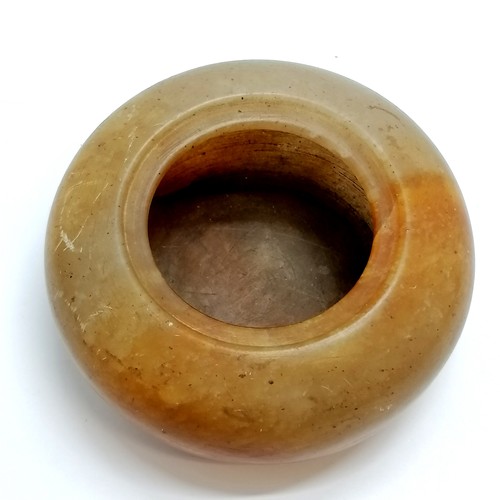 160 - Antique Oriental hardstone circular brush wash - 8cm diameter