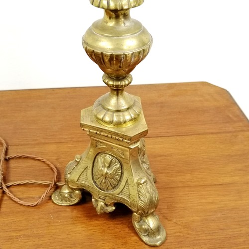 185 - French brass altar candlestick, converted to a lamp, with shade, 98 cm high.