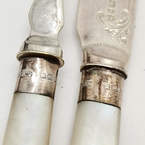 208 - Cased set of 12 mother of pearl handles fruit knives and forks, with silver band for Sheffield 1912,... 