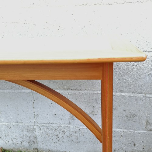 274 - Pair of designer console tables in the school of John Makepeace with red / green wood inlay - 132cm ... 