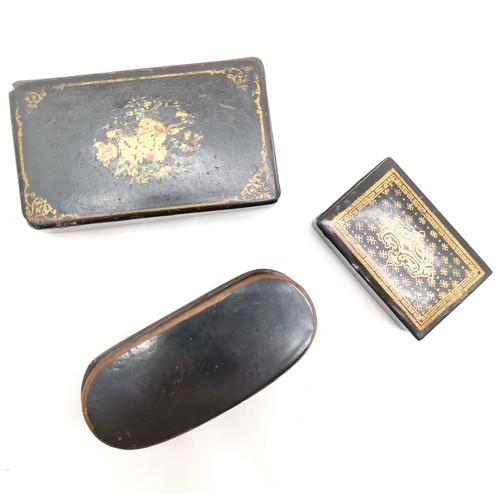 325 - 3 x Antique papier-mâché snuff boxes smallest measuring 4.5cm across with gilt decoration. Old repai... 